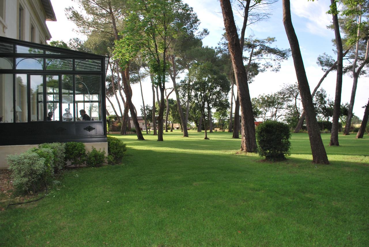 Chateau Sainte Colombe Bed & Breakfast Bagian luar foto
